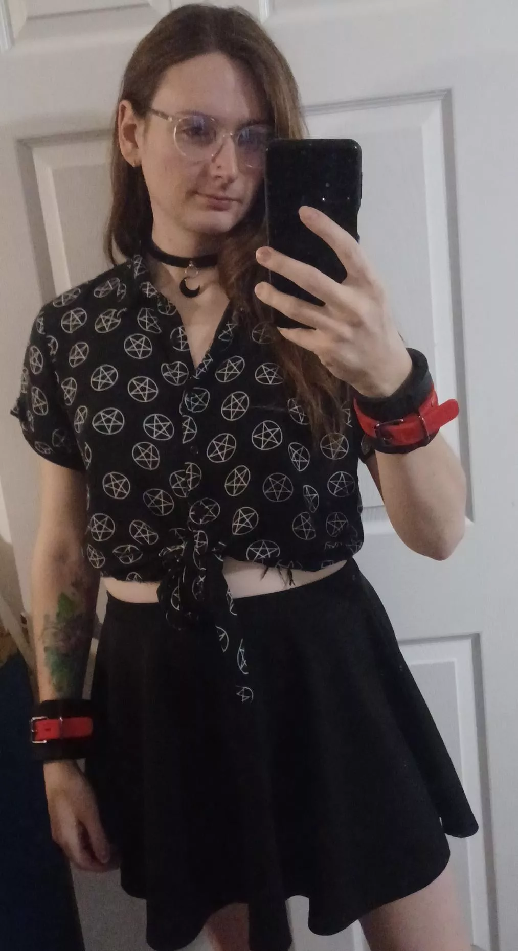 Cute outfit with my silicone cuffs