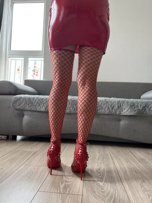 Do you like red skirt?