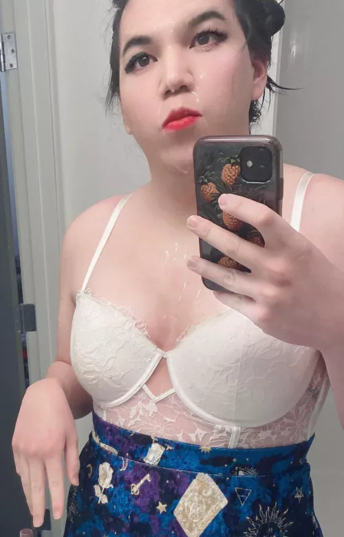 Have I been a good girl or a bad girl? 😇😈