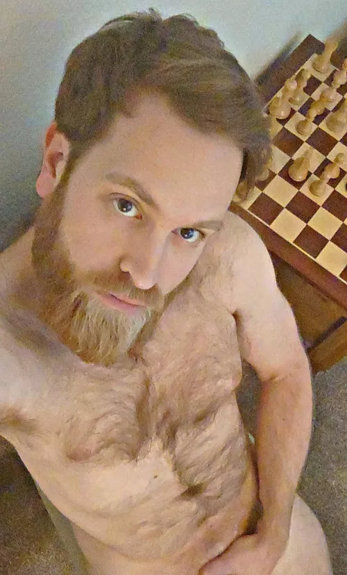 Hi - does anyone know how I post videos on here? I've seen pages with videos but when I try add one, there's no option. Do I have make them into a GIF or something?