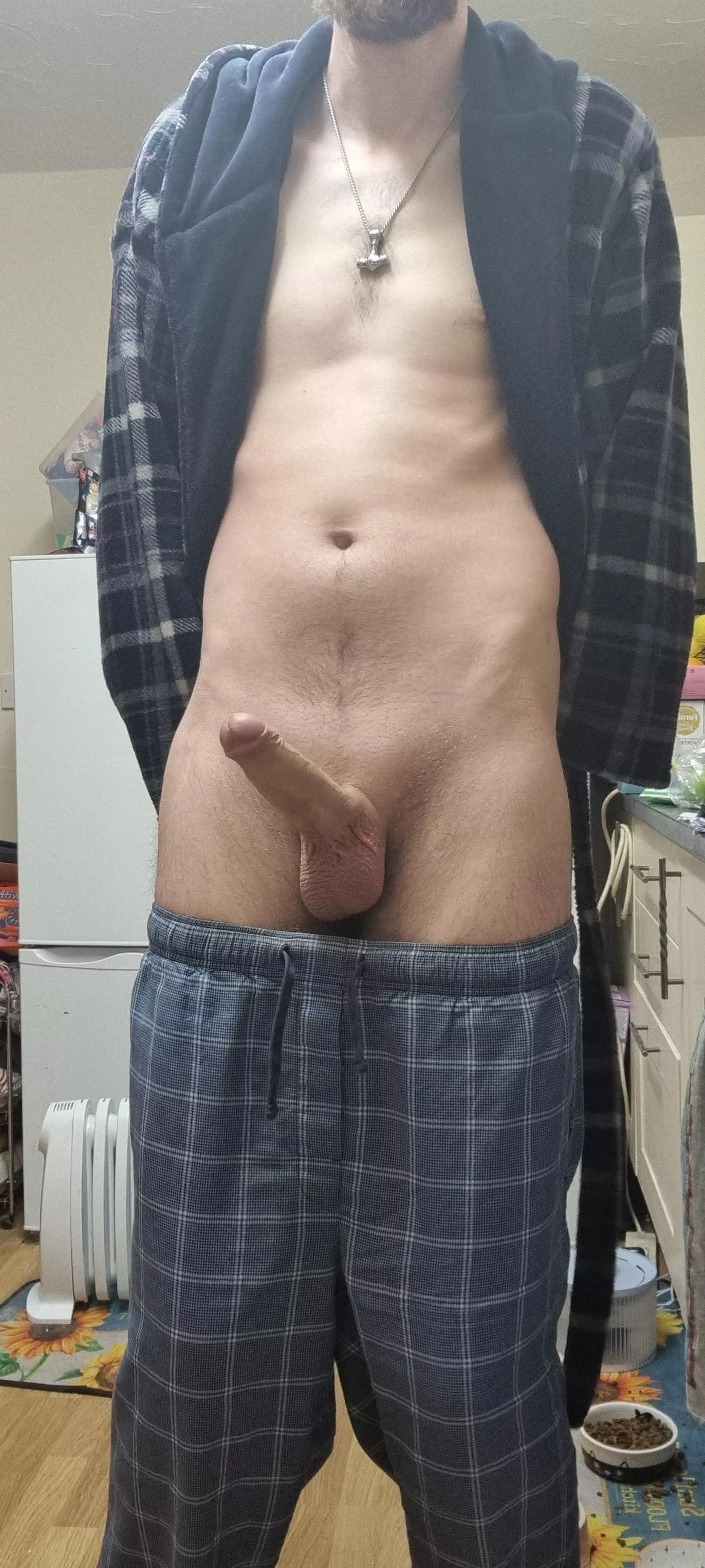 Hope you don't mind me walking round with my cock out 😊