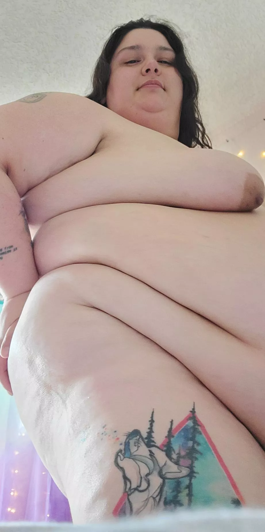 How's the view from down there😏