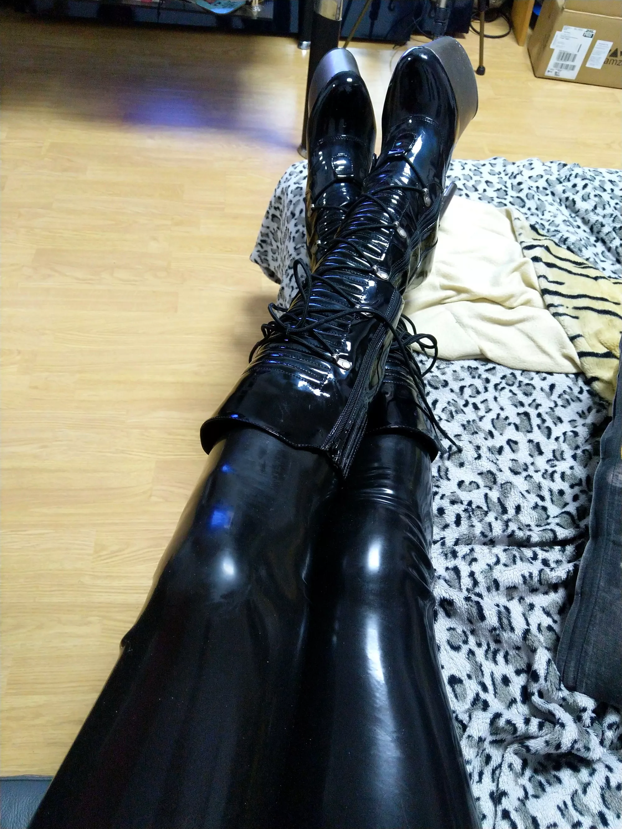 I only wear High Heels