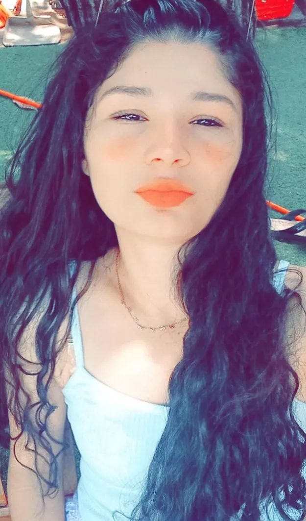 I wanna be your virtual GF :)