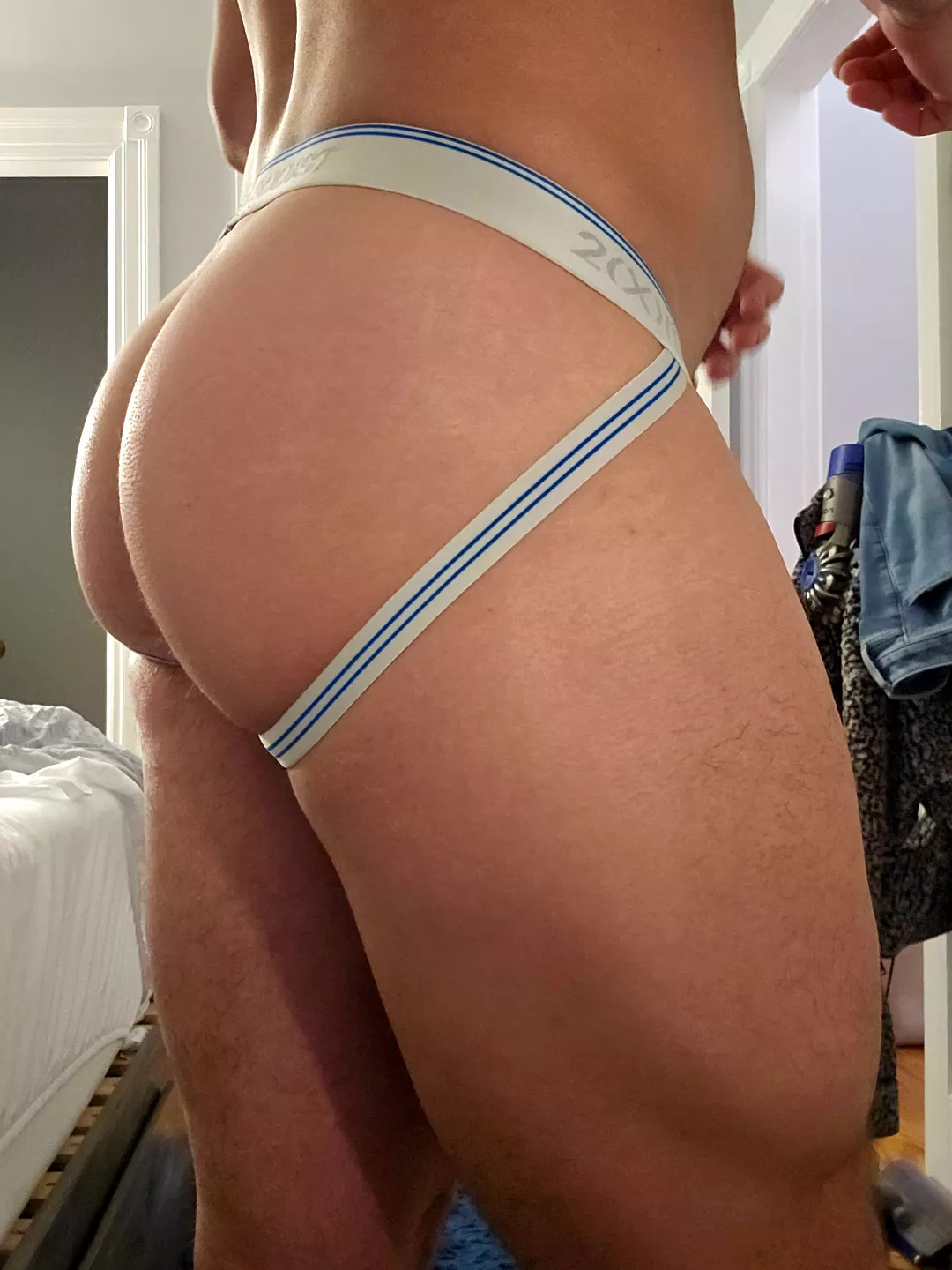 Love wearing a jockstrap to the gym.