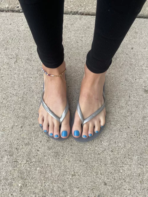 Sorry, am I distracting you? 😏