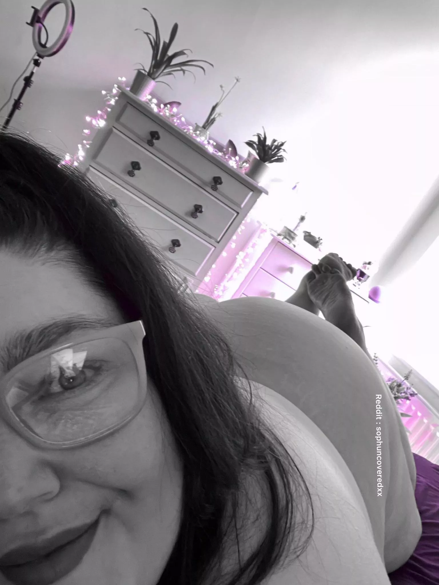 Tell me a lie💜💟