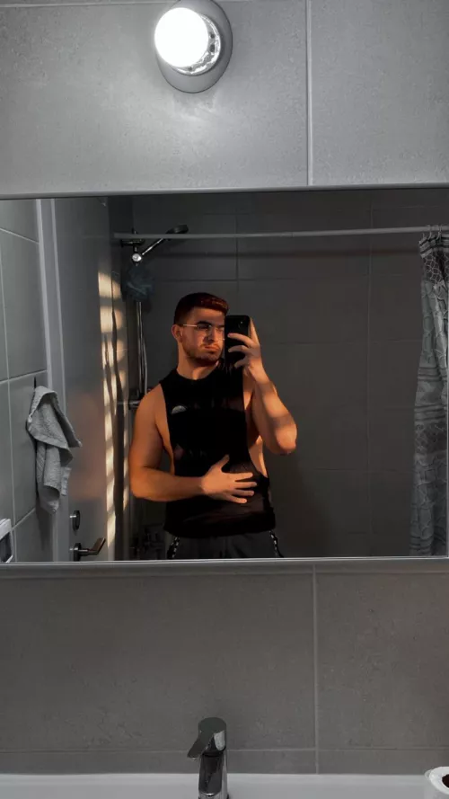 The lightning was a paid actor