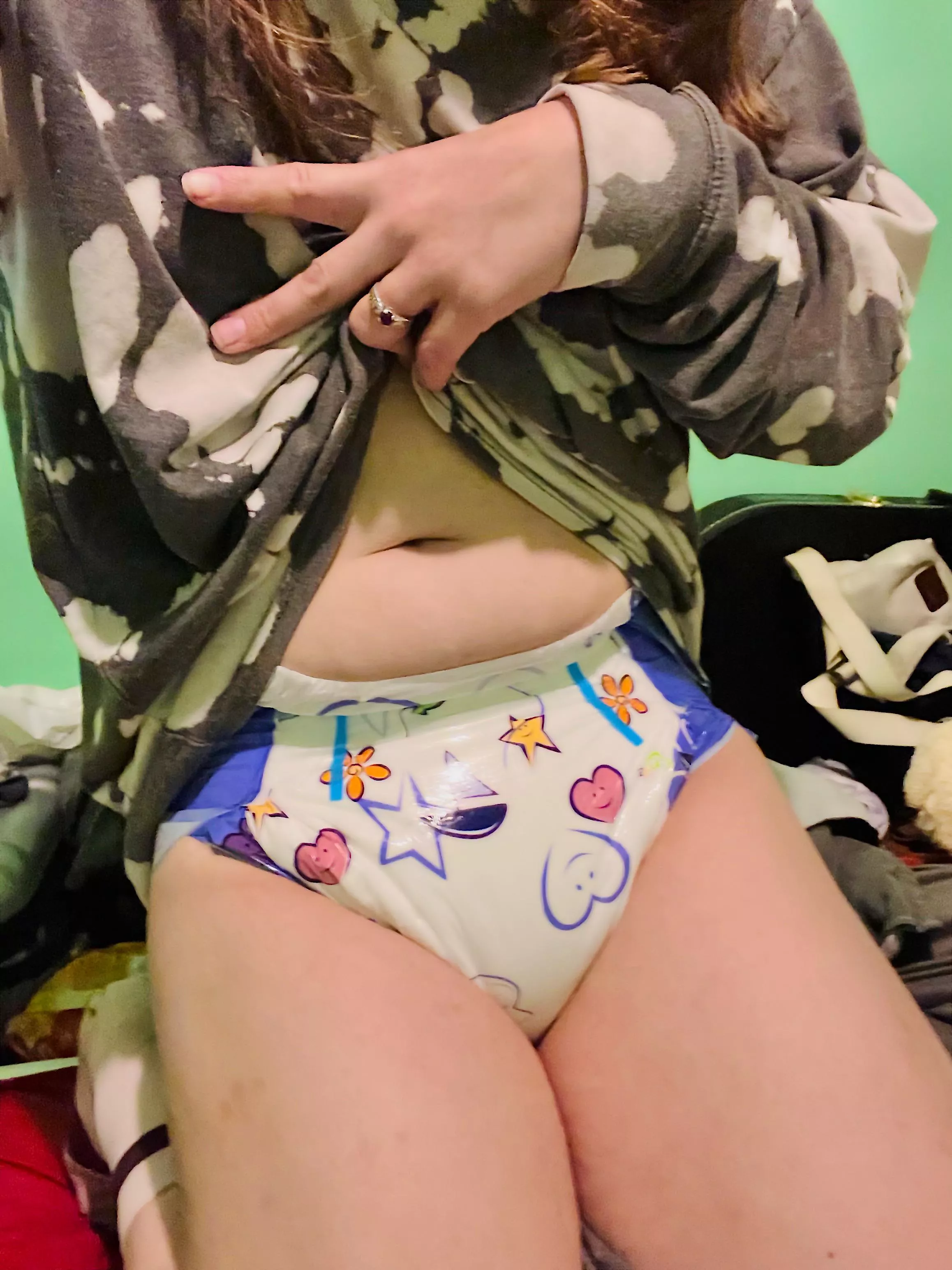 Thicc thighs and thicc padding 🥺