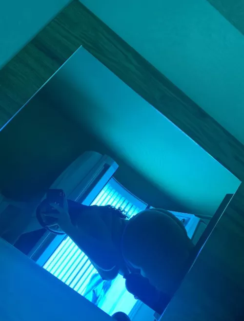 Think you can spank me hard enough to leave a mark?😏