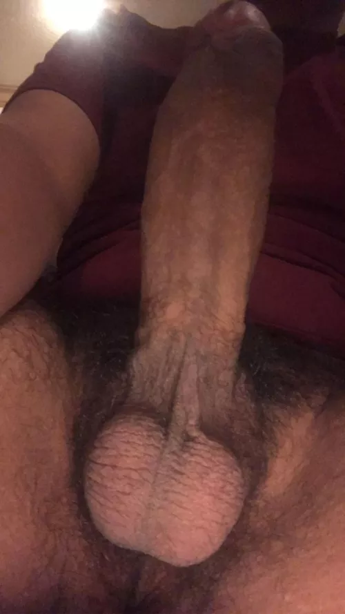 upvote if im bigger than your man