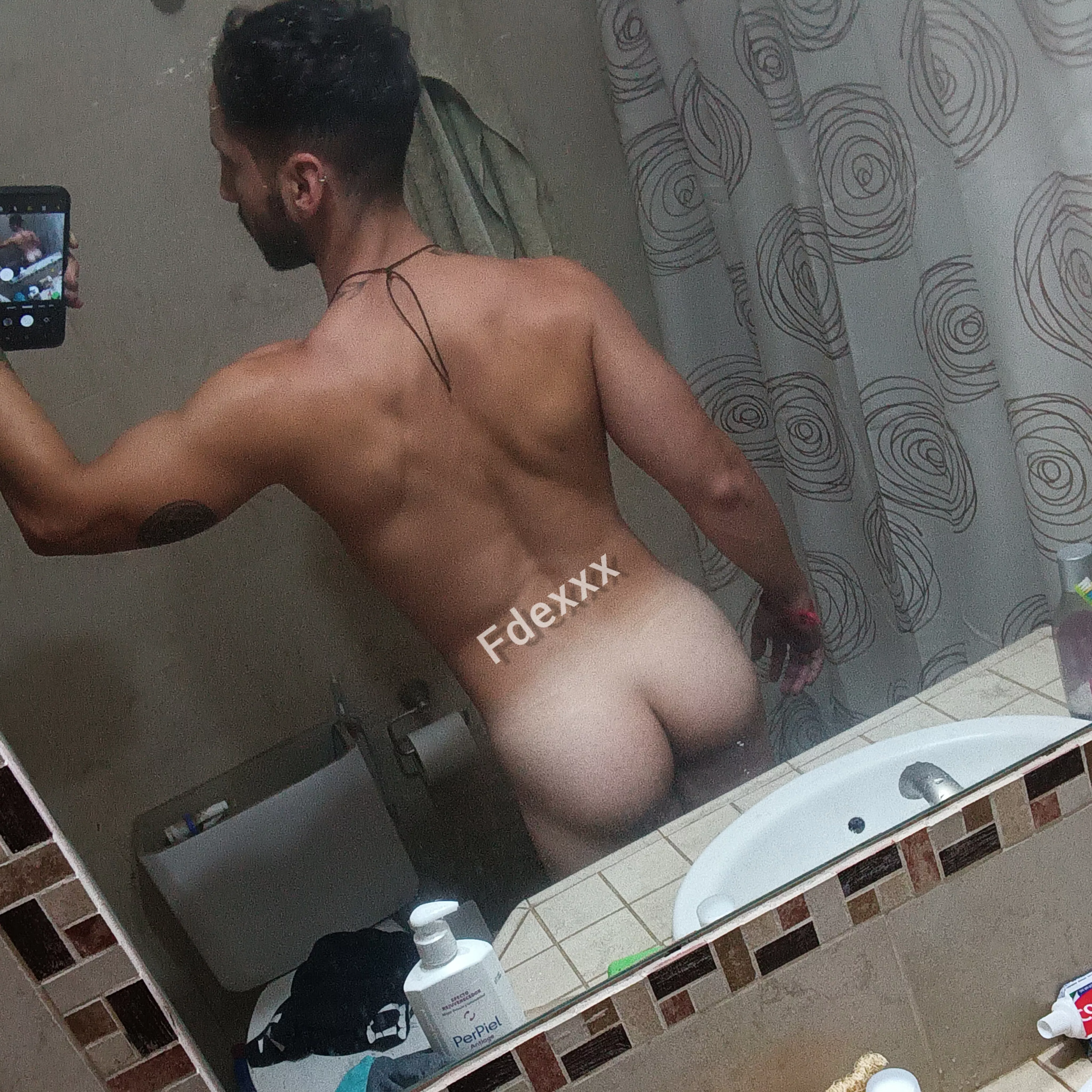 Who accompanies me in the shower?