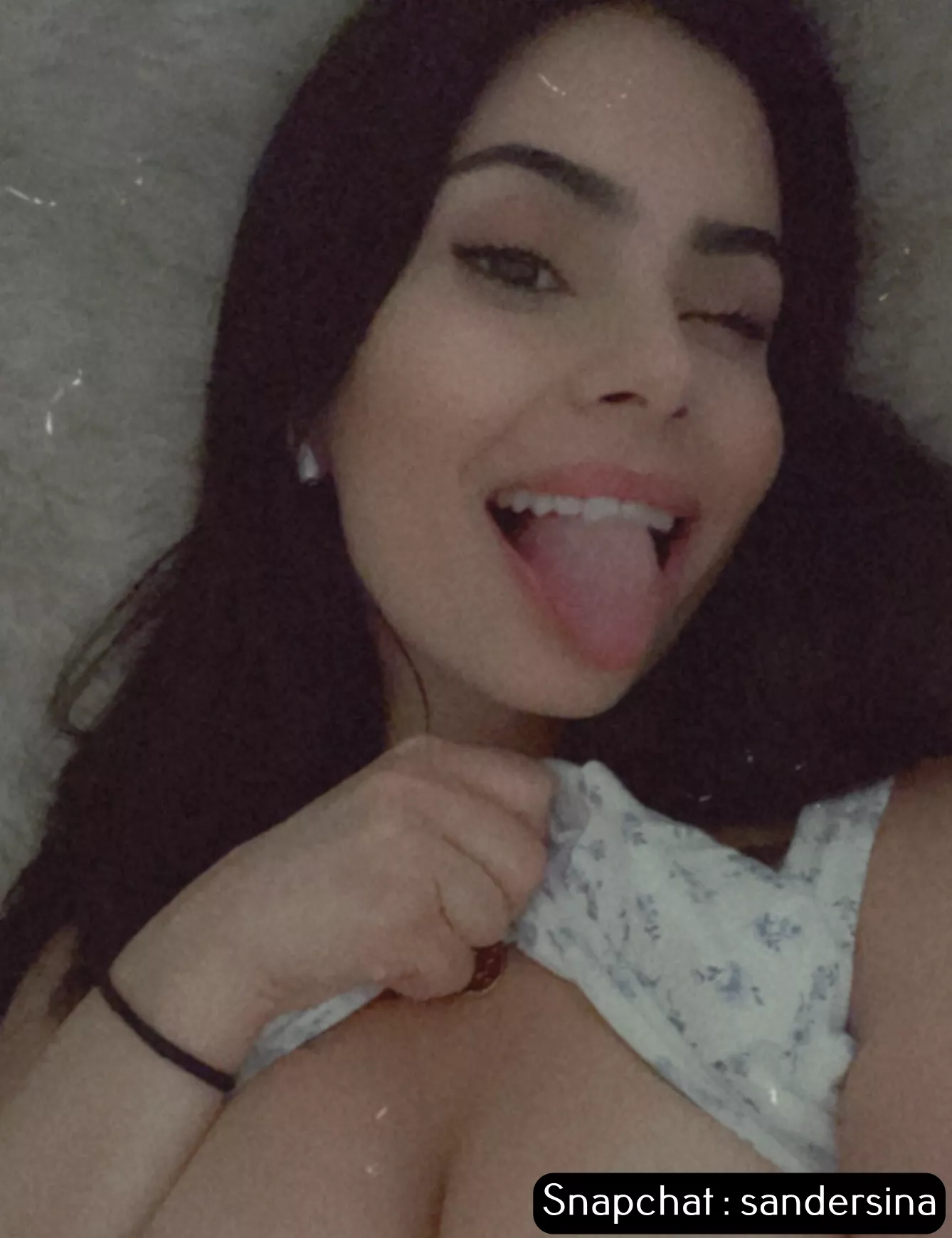 Who wants their dick sucked & cum drained?