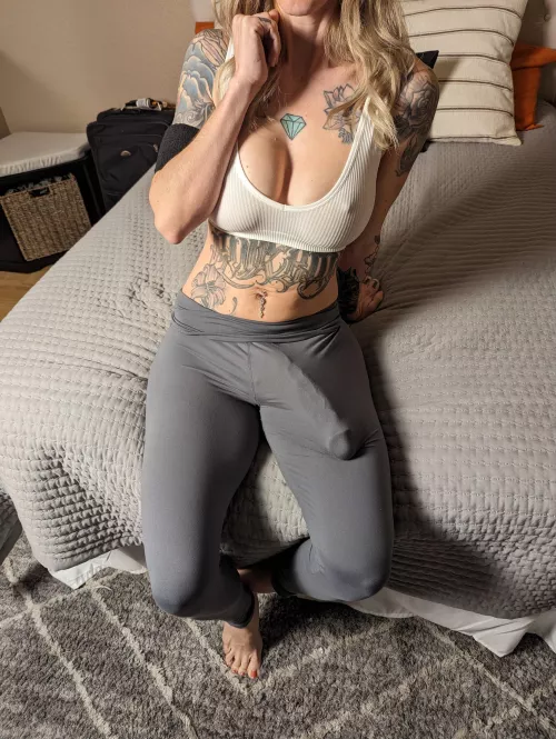 You get a bonus with me 💋