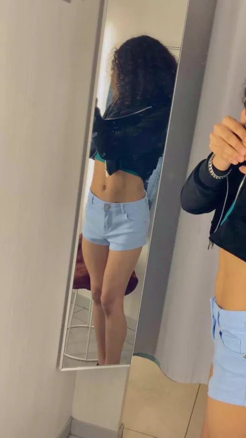 anyone know why my homies faces all turned red when I tried this on?????