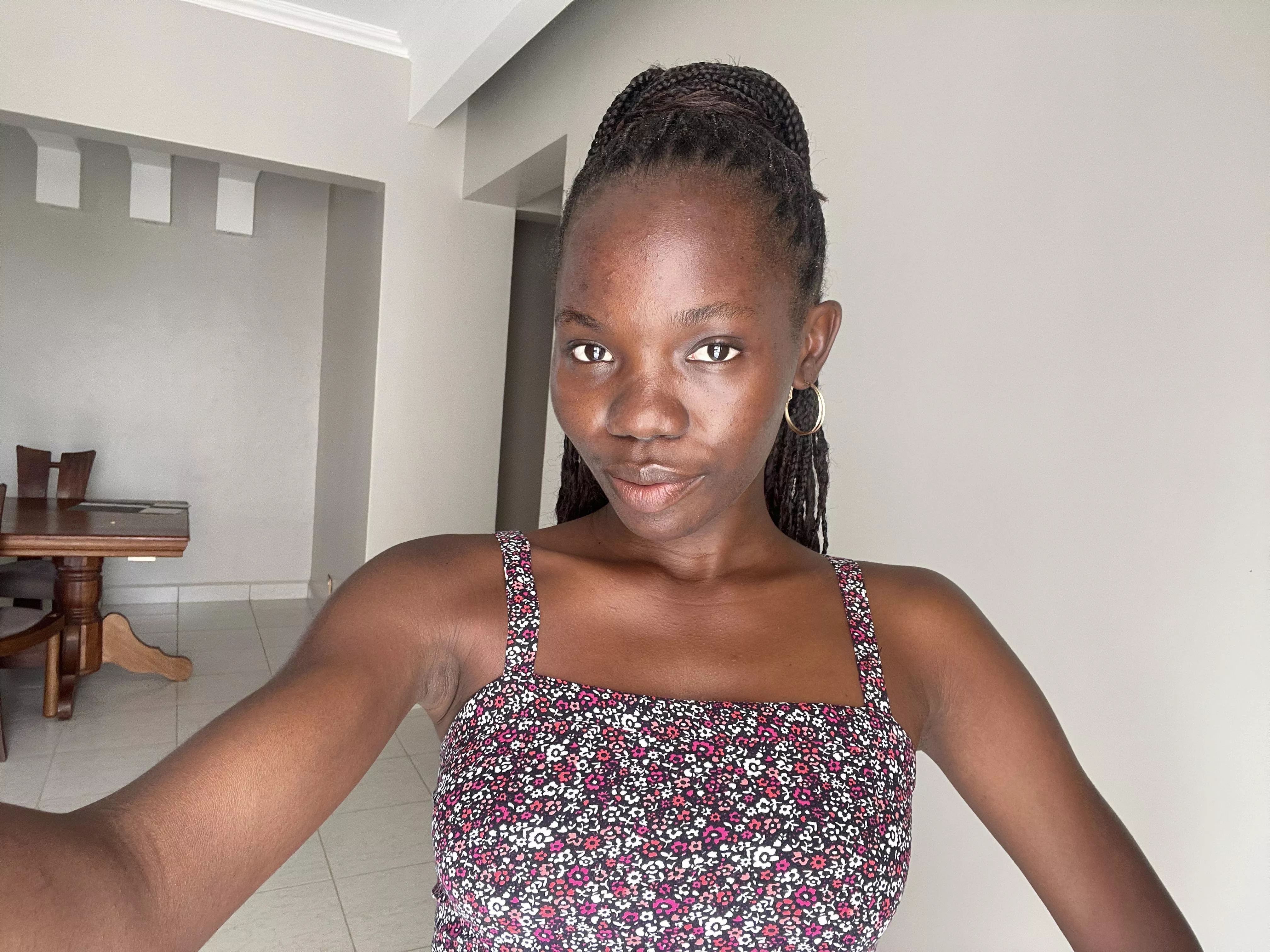 Can you videocall me please (22 F)