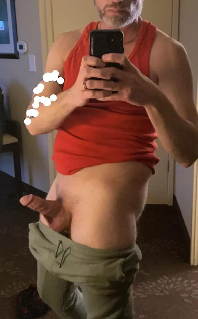 Come take Dad’s pants off (43)