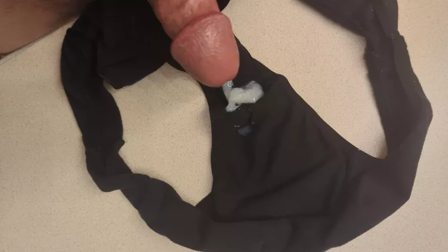 CU(M) IN WIFE'S PANTIES BEFORE WORK