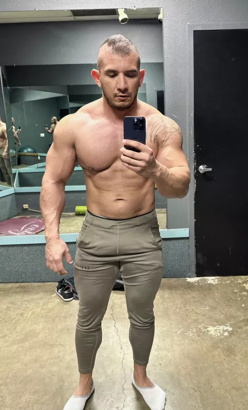 Dad bod almost ready for summer