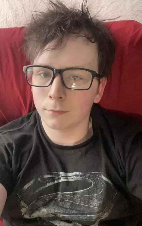 For some reason, after shower selfies turn out kinda decent