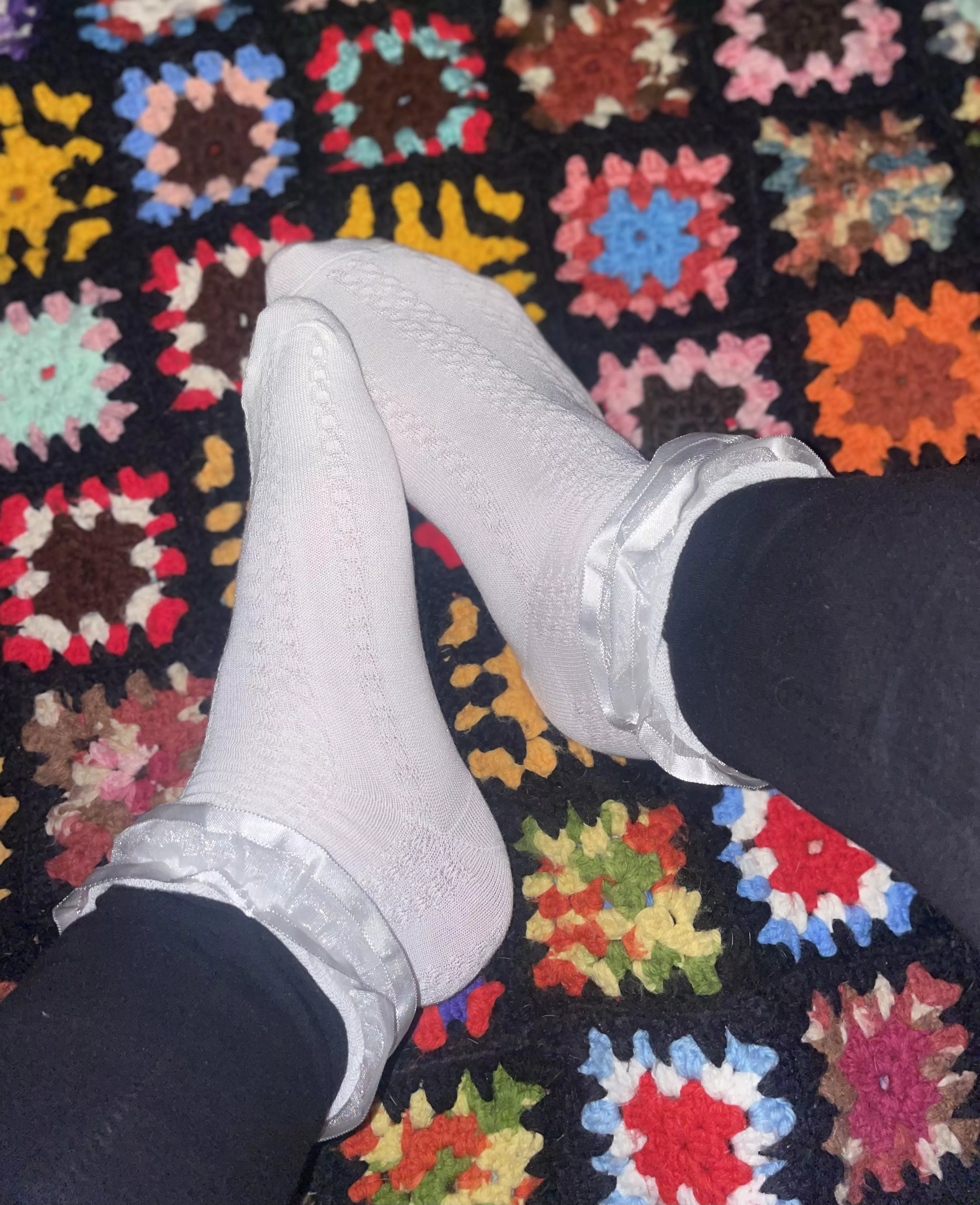 💕frilly socks💕 [SELLING]