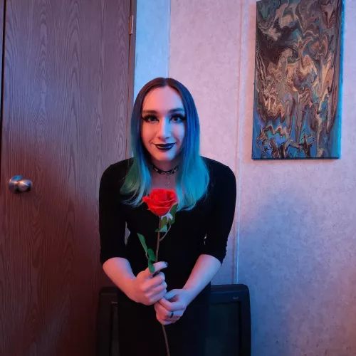 Happy Femboy Friday 🖤🖤🖤