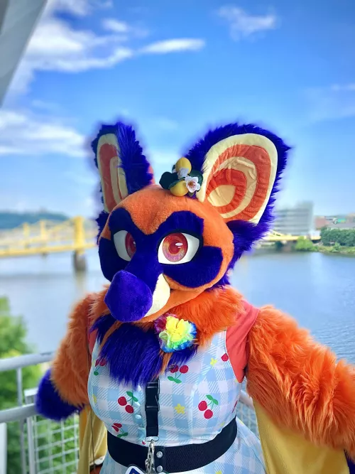 Happy Fursuit Friday from your local fruity fruit bat!