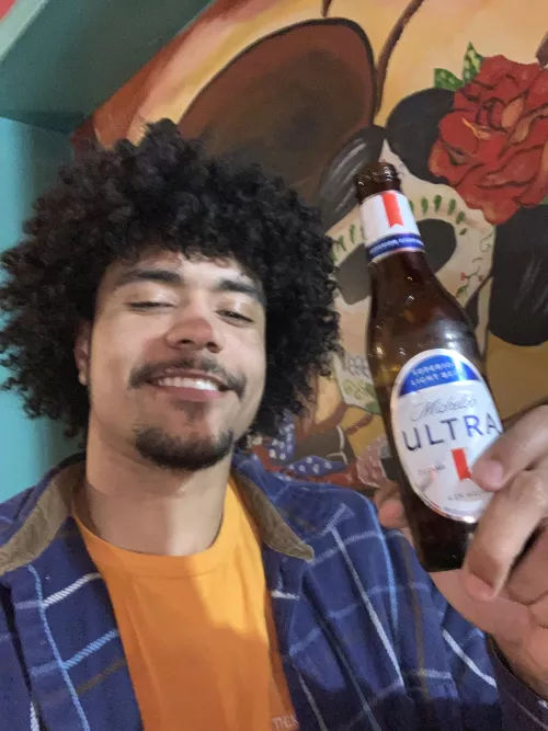 Hope you guys had great day and have an awesome Friday. Love you guys 🫶🏽