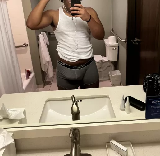 hotel mirror is nice