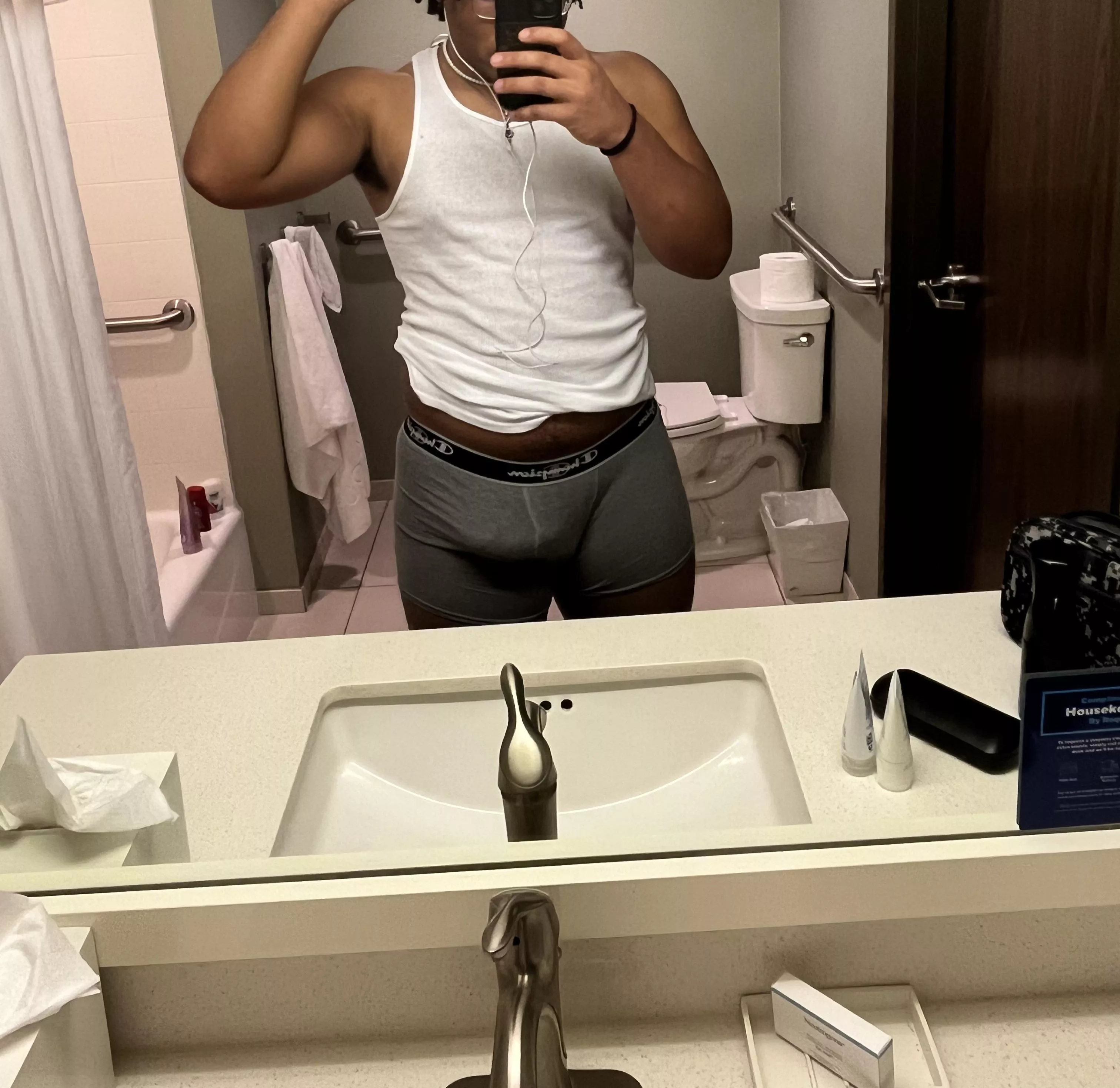 hotel mirror is nice