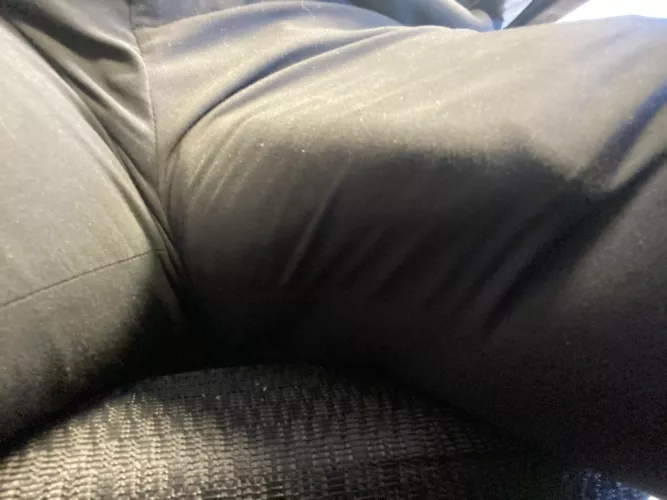 I should stop browsing Reddit before meetings