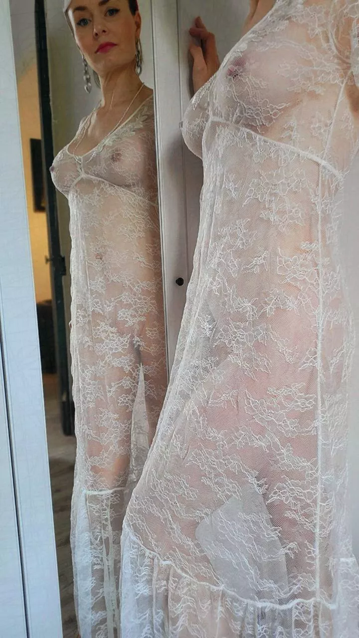 I think you know what kind of girl i am..