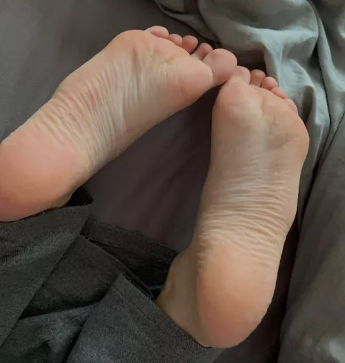 If I put these cute size 7 soles in your face whats your next move?