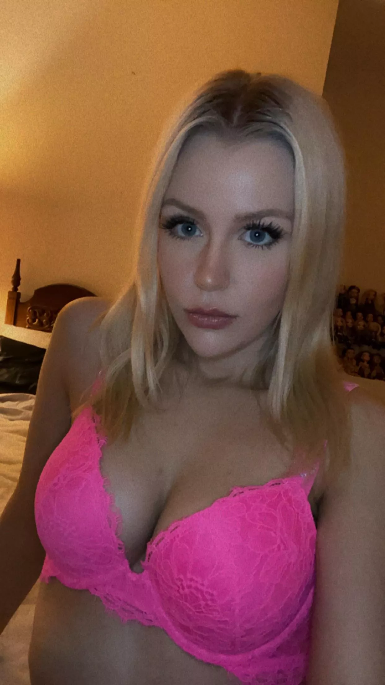 I’m waiting for your commands, daddy.