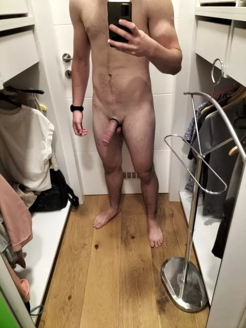 In need of a helping hand🤭