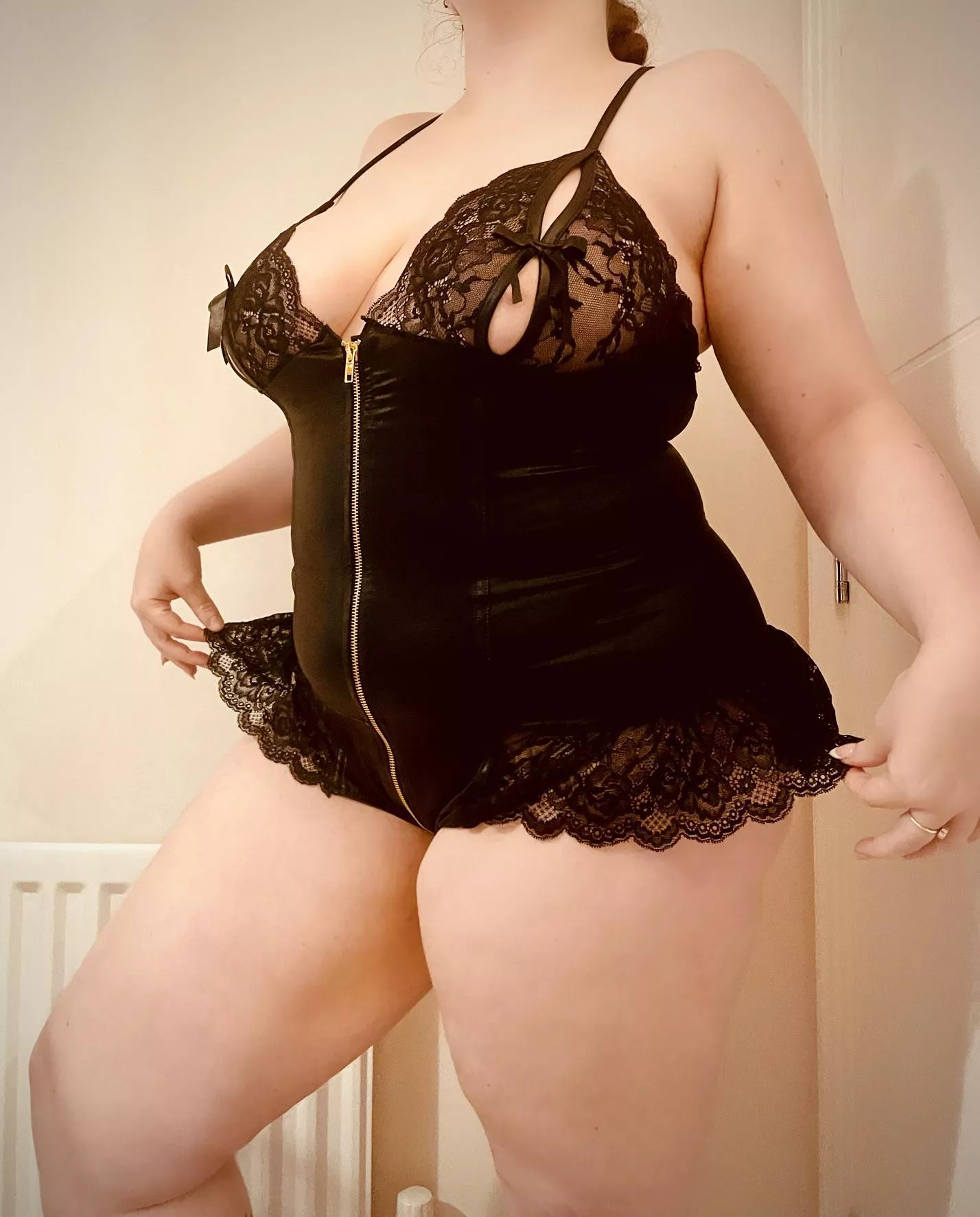 It hugs my curves so much and I love it 😍 Would you unzip me or not? 😉