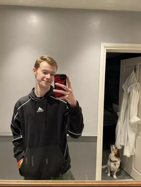 Just chilling with my pooch 😂 (21)