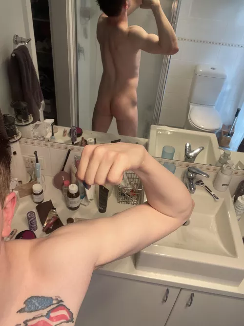 Like some muscle booty?