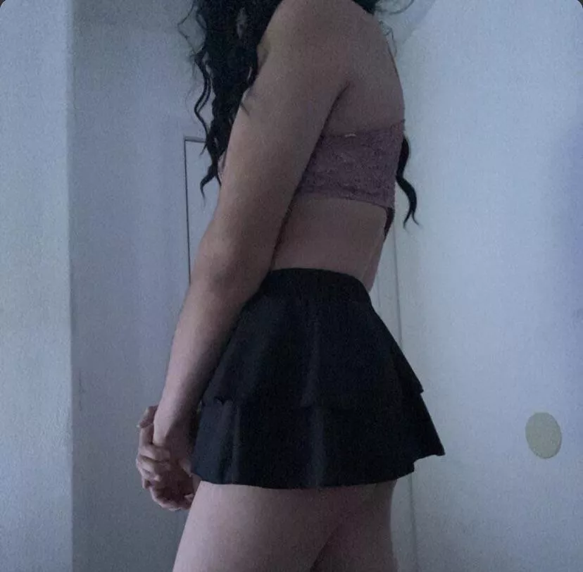 love this skirt !! :)