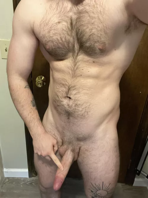 (M) Whats underneath that hot guy at the gym’s clothes