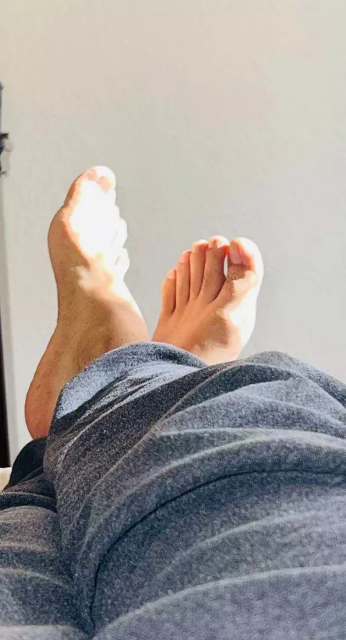 Relaxing from work 👣