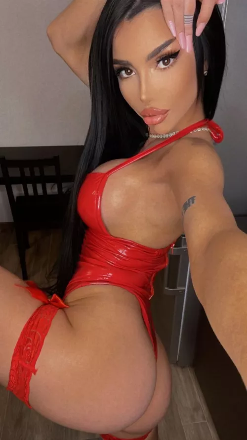 See this booty? Now imagine it in your face.😝