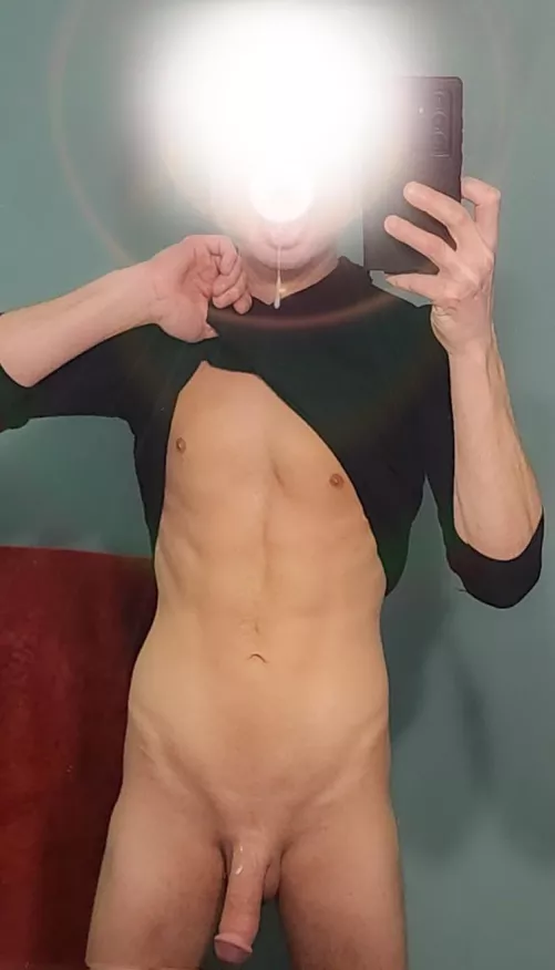 Sending a pic to my Alpha and drooling on my Cock 😏🤤😈🥵