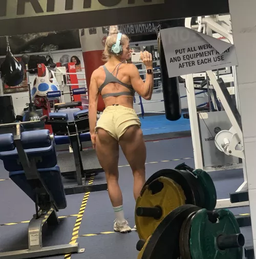 Showing off before heading out