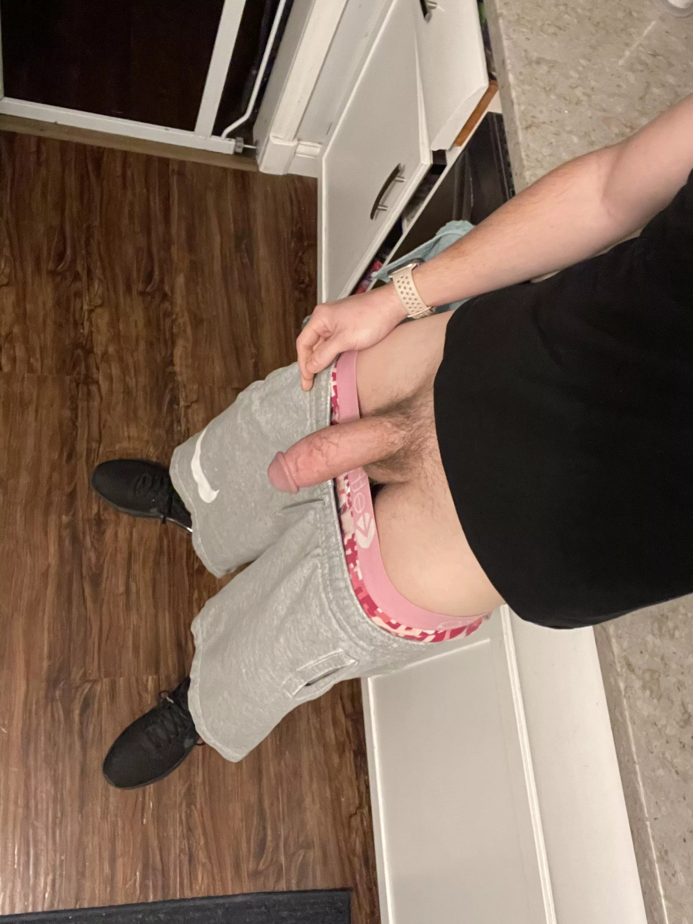 So late n no one to talk to 😇