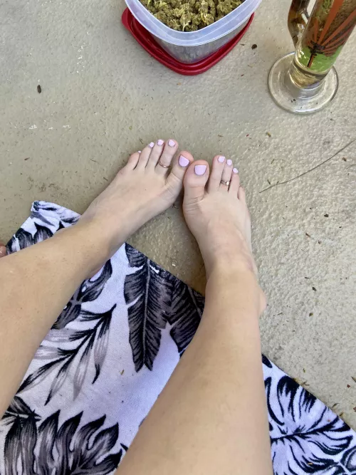 Toes and smokes. OC