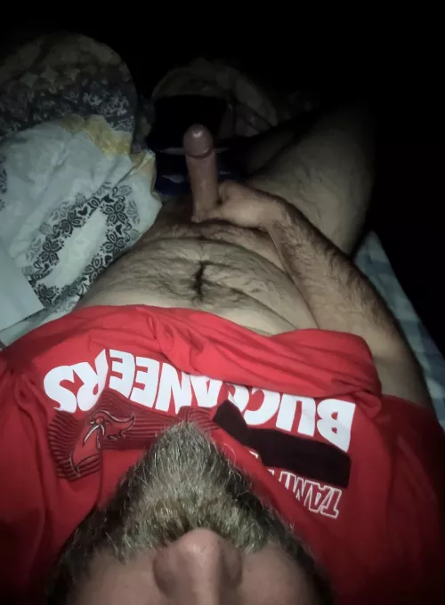 took a sneaky pic in the bed last night 😘