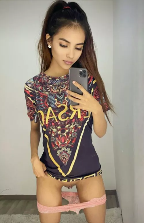 Would you fuck my mexican ass raw, papi?