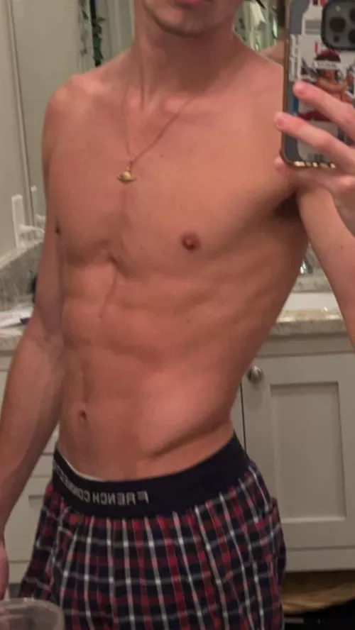 18 bi dm me for snap