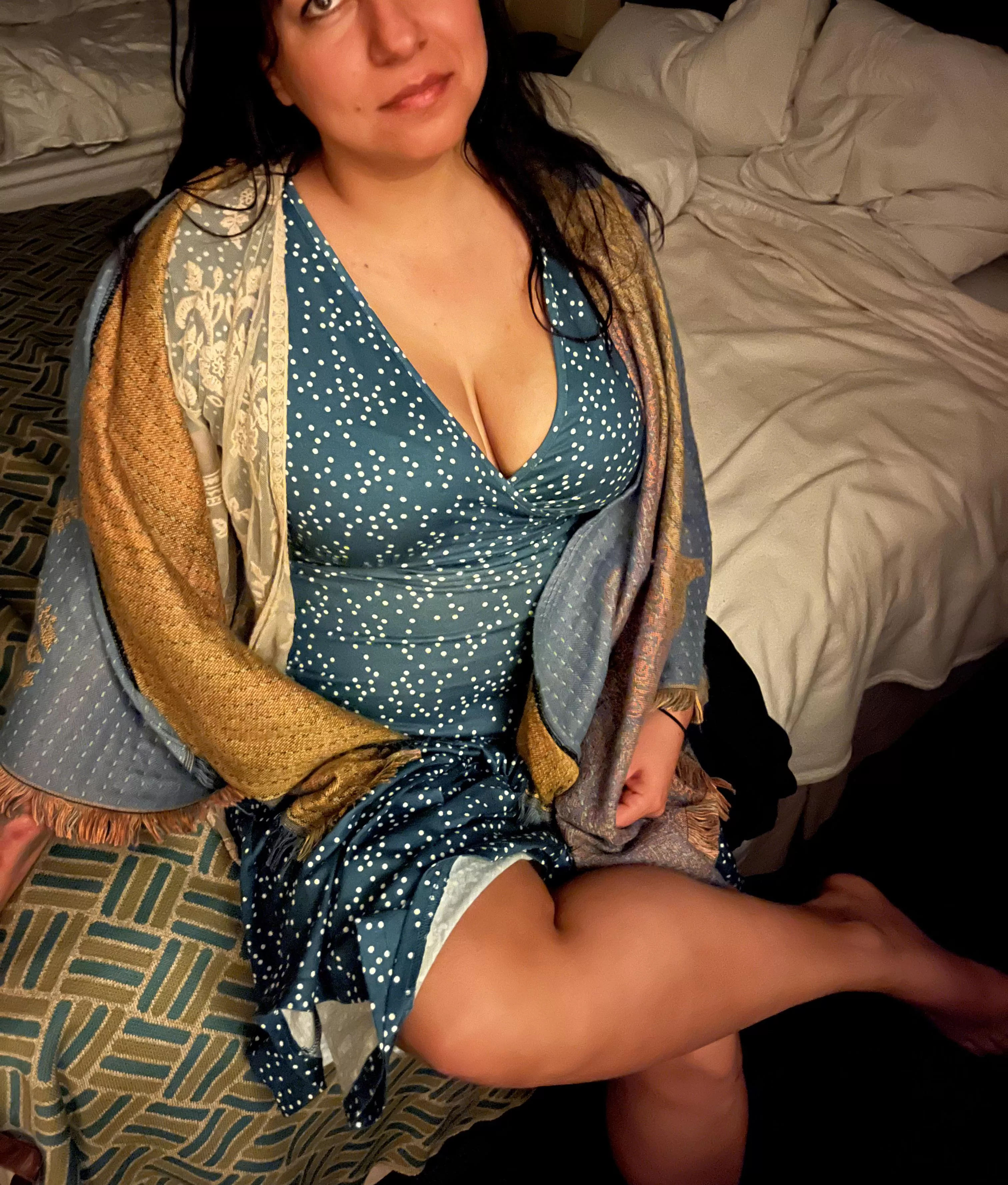 43 yo 5’9 wifey liking sharing her with big cock😬